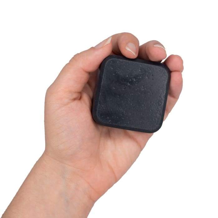 Experience the refreshing and detoxifying benefits of our Mojito Activated Charcoal Facial Soap. Made with activated charcoal, goat milk, and essential oils, it leaves your skin feeling clean, balanced and invigorated. Perfect for gentle, hydrating skincare. 